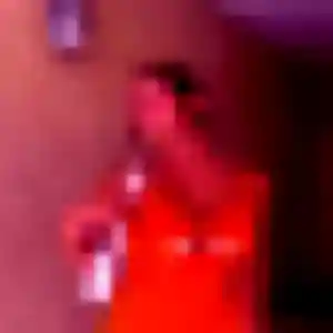 Célestine de Saint-Sébastien-sur-Loire, 24 ans - plan cul discret