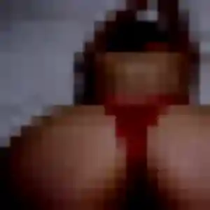 Faustine, 26 ans, disponible à Saint-Sernin-sur-Rance pour une rencontre coquine