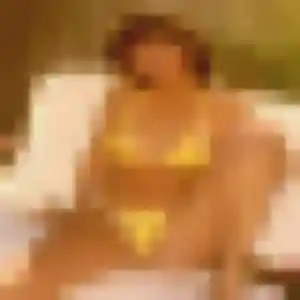 Charmante Nathalie, 27 ans à Saint-Simon - la contacter