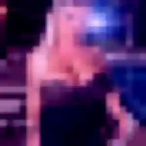Keza, fille de 45 ans veut plan cul à Saint-Sorlin-en-Valloire