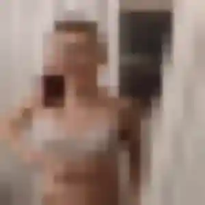 Photo de Astou à Saint-Sylvestre (33 ans) - plan cul discret