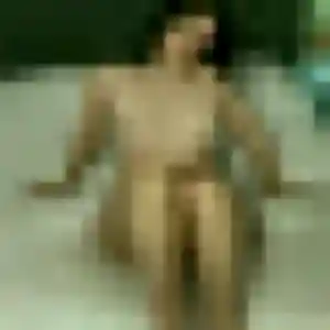 Photo de Neneh à Saint-Victor-la-Coste (35 ans) - plan cul gratuit