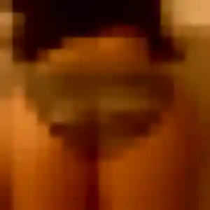 Photo de Quetsia à Saint-Vincent-Cramesnil (26 ans) - plan cul discret