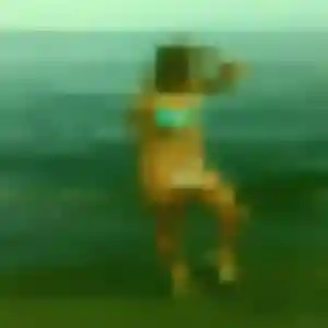 Rejoins Éléonore, 38 ans à Saint-Vincent-la-Commanderie gratuitement