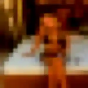 Ebele, femme de 23 ans cherche plan cul à Saint-Vincent-sur-Graon