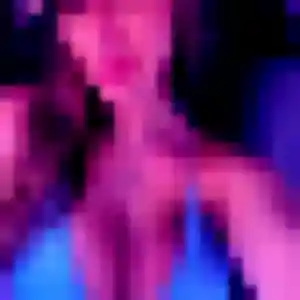 Efua, 31 ans, en ligne à Sainte-Suzanne pour une rencontre coquine