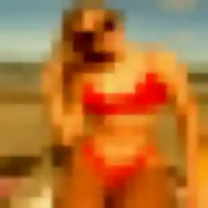 Rejoins Mawusi, 29 ans à Saivres en privé