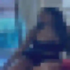 Photo sexy de Salamata, 43 ans à Salles-Arbuissonnas-en-Beaujolais - rencontre sans lendemain