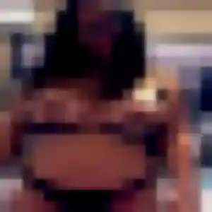 Charmante Ifeoma, 26 ans à Saulgé - découvrir son profil
