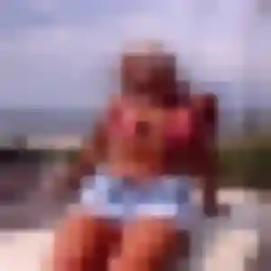 Njeri, femme de 35 ans propose plan cul à Saulgé