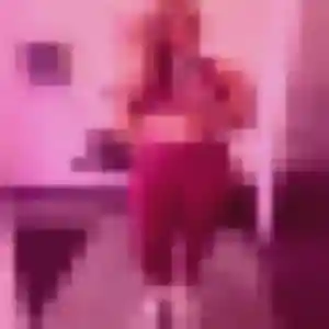 Sexy Folake, 27 ans à Sault-de-Navailles - découvrir son profil