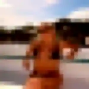 Olive de Saze, 24 ans - plan cul discret