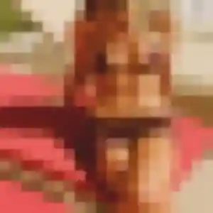 Latifa, 42 ans, en ligne à Sées pour une rencontre coquine