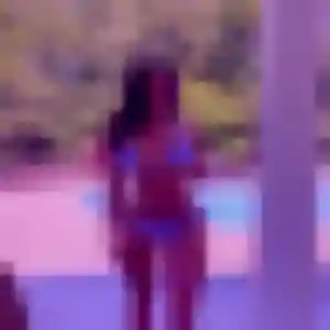 Isatou, 24 ans, en ligne à Seingbouse pour une rencontre coquine