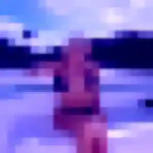 Affoué, 22 ans, connectée à Serpaize pour un plan cul