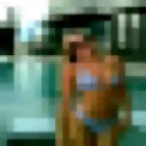 Divine, 29 ans, connectée à Setques pour une rencontre coquine