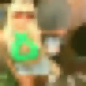 Contacte Mériem, 32 ans à Sireuil en privé