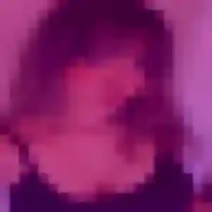 Charmante Laura, 23 ans à Souvigné-sur-Sarthe - voir sa photo