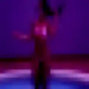 Faustine, 28 ans, en ligne à Surzur pour une rencontre coquine