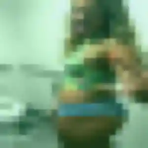 Mélissa, femme de 27 ans cherche plan cul à Tantonville