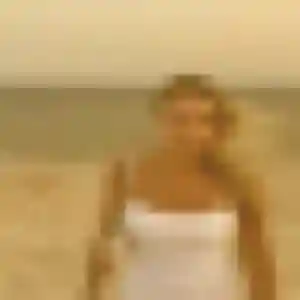 Découvre Zawadi, 23 ans à Tarabel gratuitement