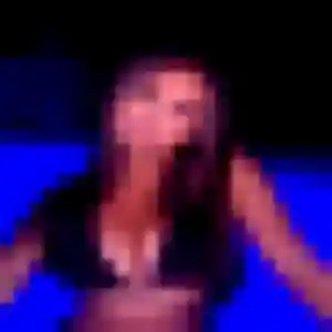 Esi, 28 ans, dispo pour plan cul à Tarcenay-Foucherans
