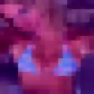 Photo de Héloïse à Terrats (23 ans) - plan cul discret