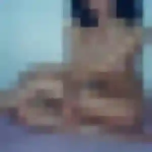 Efua, 39 ans, connectée à Thèreval pour une rencontre coquine