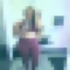 Photo sexy de Korotoumou, 28 ans à Thérouldeville - rencontre sans lendemain