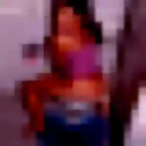 Rejoins Émeline, 28 ans à Thizy-les-Bourgs en privé