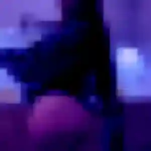 Charmante Precious, 27 ans à Torcé-en-Vallée - la contacter