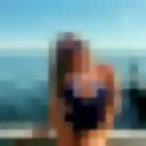 Ama, 40 ans, en ligne à Tours-sur-Marne pour une rencontre coquine