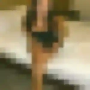 Contacte Yaa, 27 ans à Trédrez-Locquémeau gratuitement