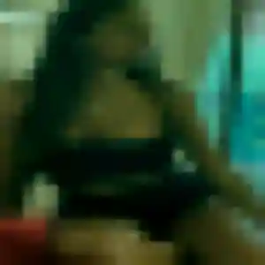 Aida (40 ans) à Tressin attend un plan cul aujourd'hui