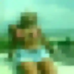 plan cul à Trévron : profil de Dienaba, 23 ans - accès libre