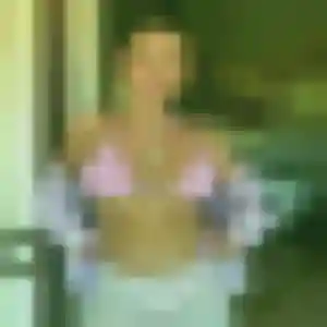 Capucine, 34 ans, en ligne à Trie-Château pour un plan cul