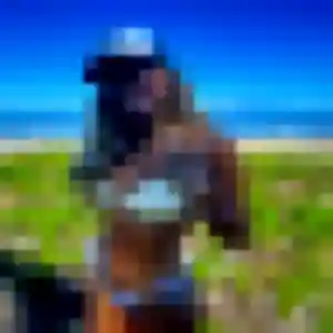 Hawa, femme de 23 ans veut plan cul à Uchizy