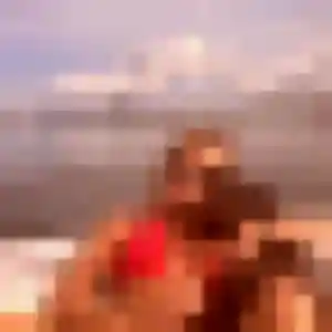 Rejoins Akouavi, 26 ans à Upie en privé