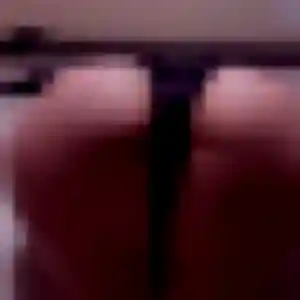 Gladys, 29 ans, en ligne à Usson-du-Poitou pour une rencontre coquine