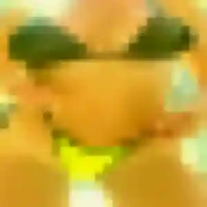 Kaddy (35 ans) à Vailhourles attend une rencontre maintenant