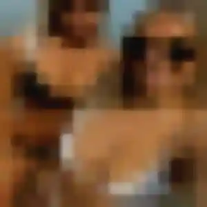 Contacte Déla, 25 ans à Val-de-Meuse en privé