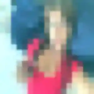 Charmante Esi, 37 ans à Val-de-Scie - découvrir son profil