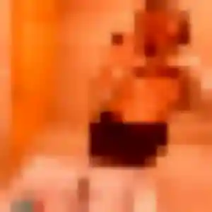 Déla, 27 ans, en ligne à Vals-près-le-Puy pour une rencontre coquine
