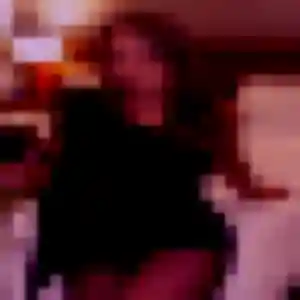 Mabinty, 39 ans, connectée à Vaulnaveys-le-Bas pour un plan cul
