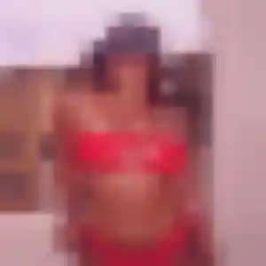 Zawadi, 34 ans, disponible à Vaulx-en-Velin pour une rencontre coquine