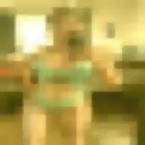 Contacte Amira, 31 ans à Vauxbuin gratuitement