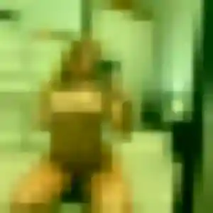 Nyokabi, femme de 45 ans propose plan cul à Velaines
