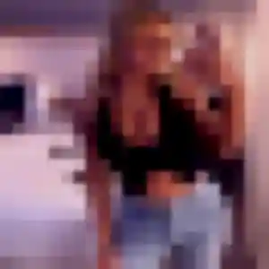 Charmante Noëlle, 32 ans à Ver-sur-Launette - voir sa photo