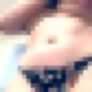Maguette, 23 ans, en ligne à Vermenton pour une rencontre coquine