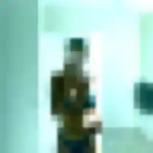 Photo exclusive de Kafui, 36 ans à Verneuil-l'Étang - plan discret